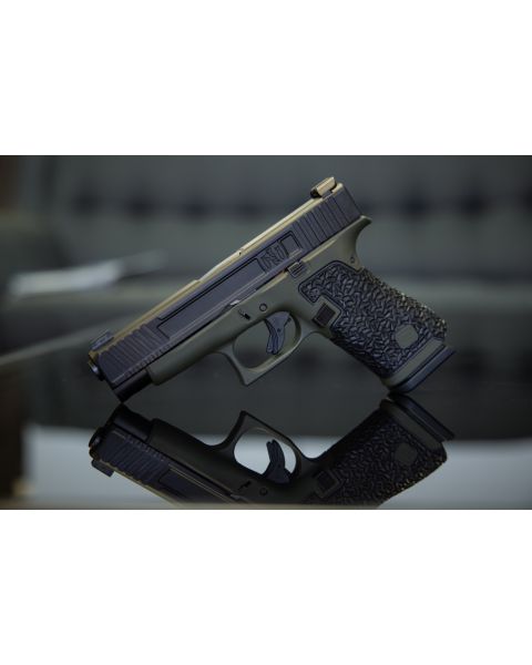Glock 48, Signature Frame Package, Brain Texture, LVL 2 Milling Package, Nitride Slide Finish, Install Provided Sights